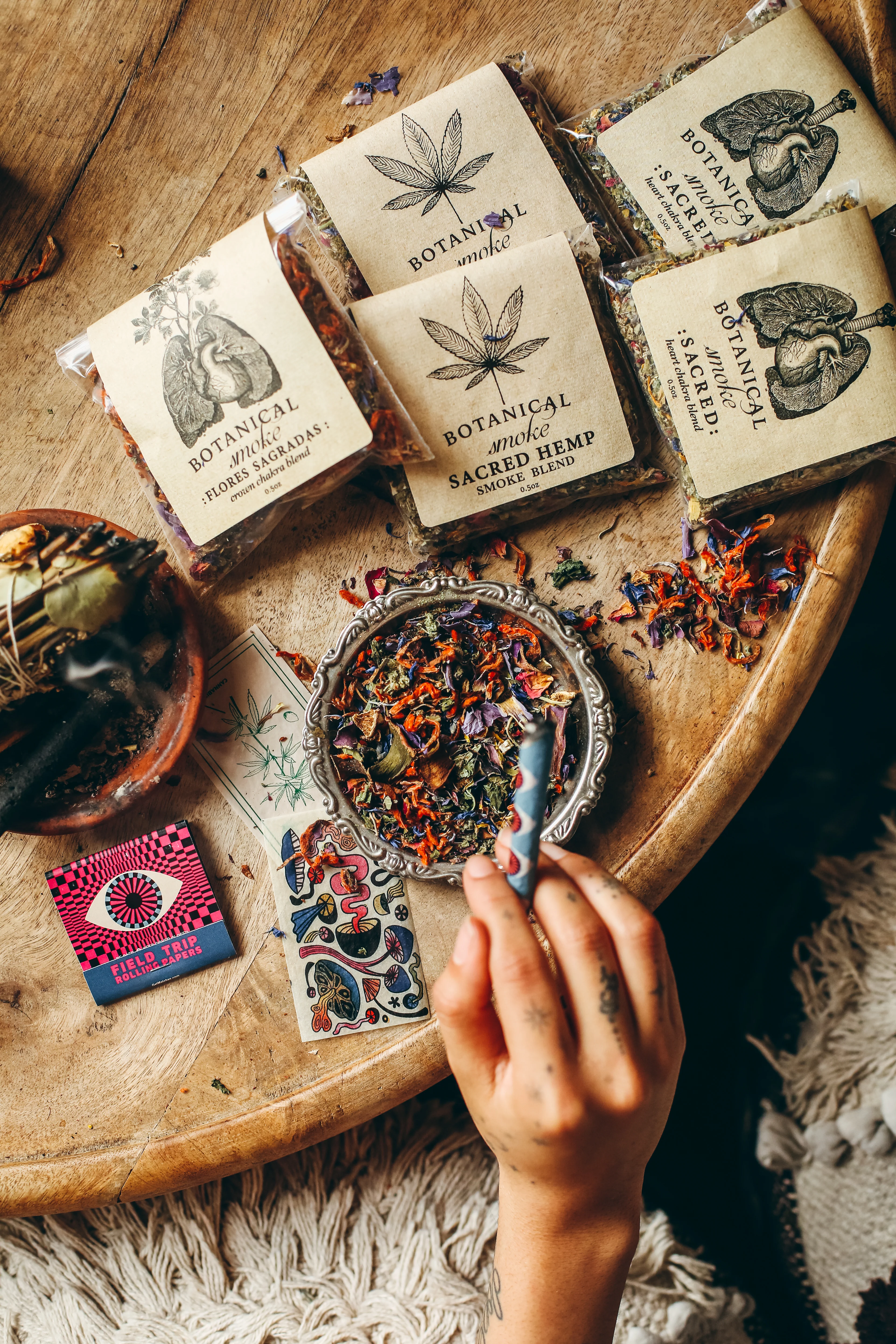 FLORES SAGRADAS Botanical Smoke | Crown Chakra Blend - Image 5